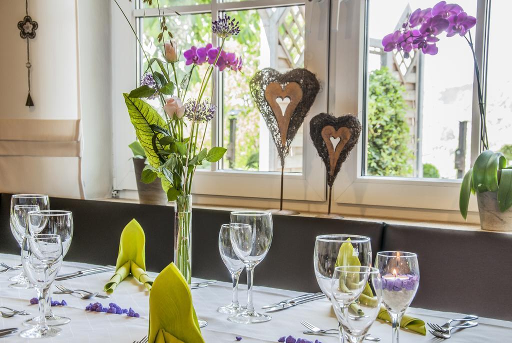 Hotel-Restaurant Bauer-Keller Greding Extérieur photo
